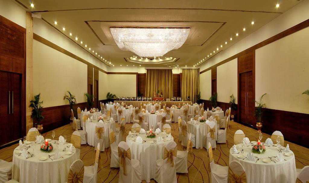 The Manohar Hyderabad Hotell Restaurant bilde