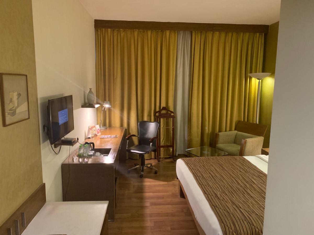 The Manohar Hyderabad Hotell Eksteriør bilde
