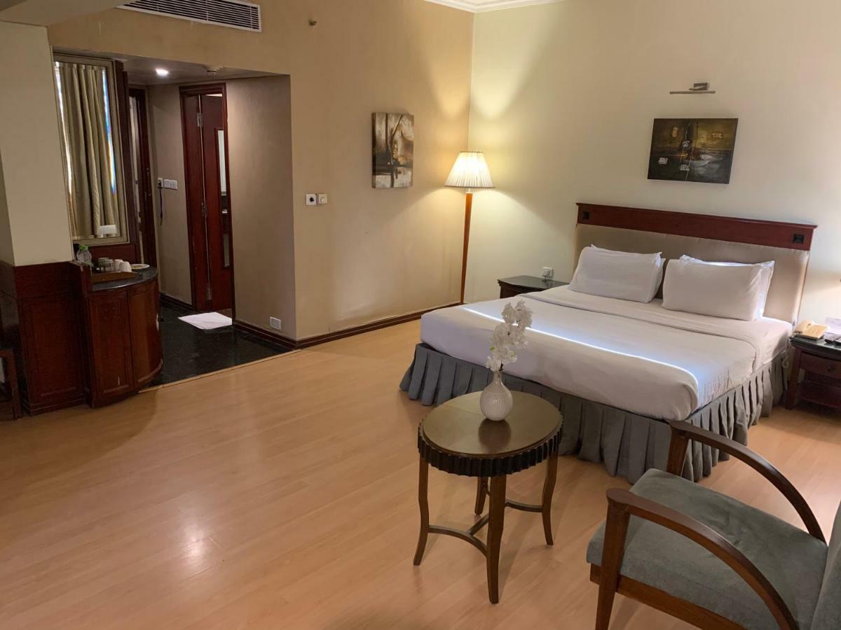 The Manohar Hyderabad Hotell Eksteriør bilde